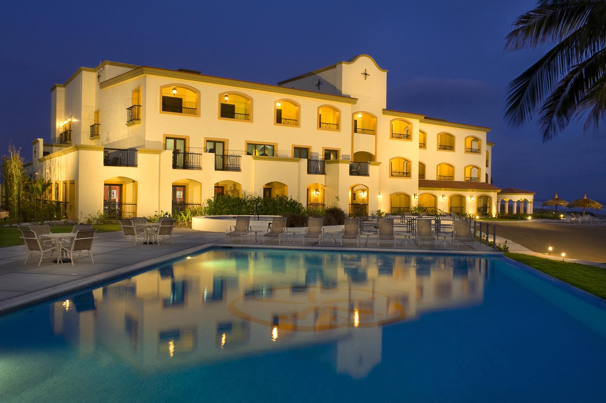 Las Villas Hotel & Golf By Estrella Del Mar Mazatlán Exteriör bild