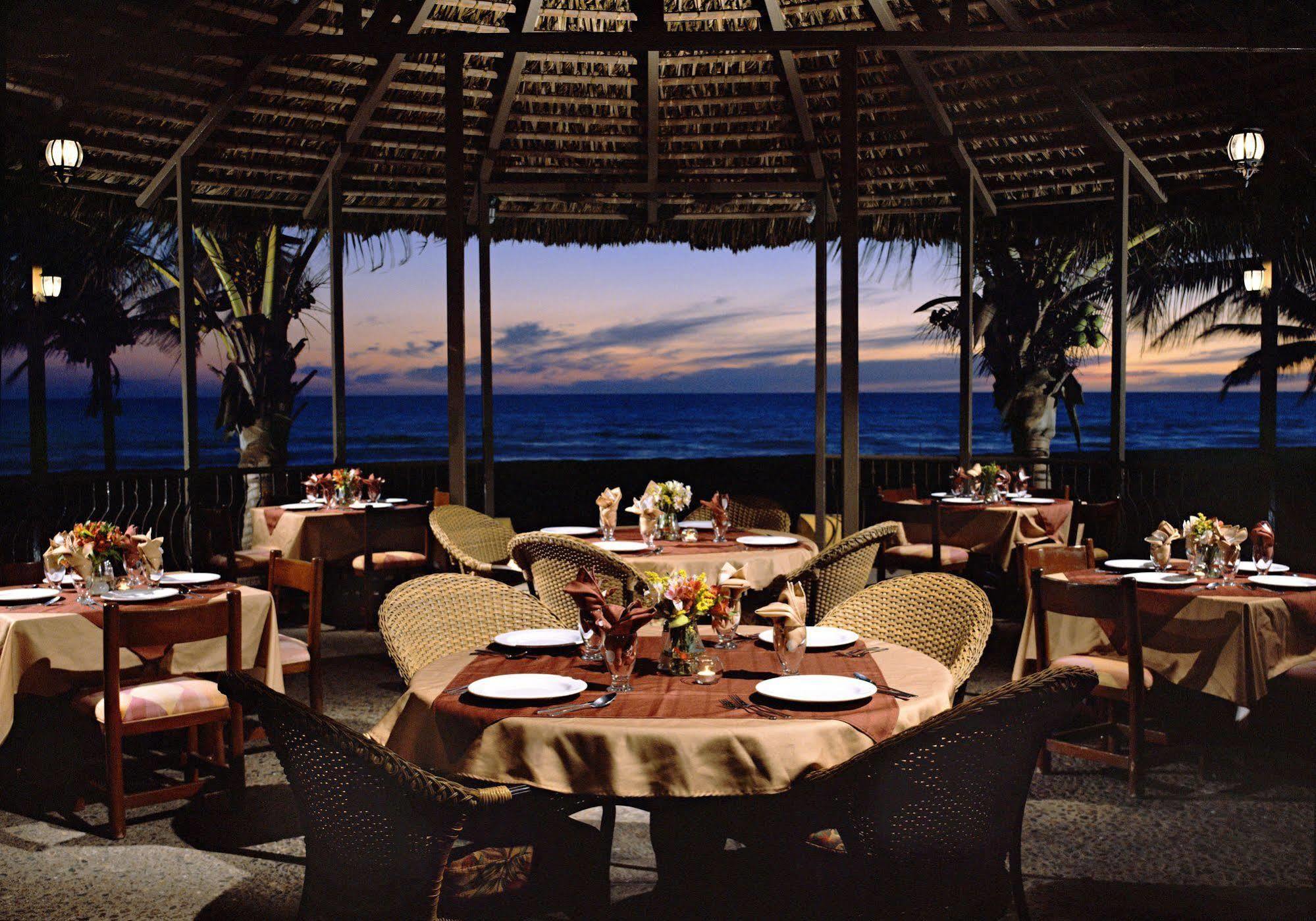 Las Villas Hotel & Golf By Estrella Del Mar Mazatlán Exteriör bild
